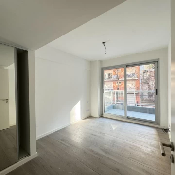 VENTA DEPARTAMENTO SEMIPISO, 4 AMBIENTES CON BALCON EN CAÑITAS