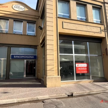 Local en alquiler en el centro de Lujan, con excelente ubicación