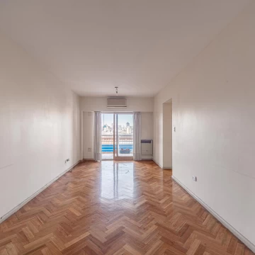 Venta departamento 4 ambientes Almagro con cochera