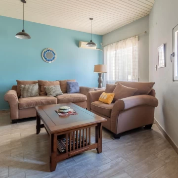 VENTA PH de 3 ambientes al frente con terraza Barrio Versalles