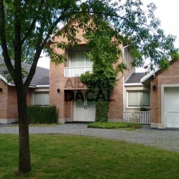 Casa en Venta en Grand Bell Grand Bell - Alberto Dacal Propiedades