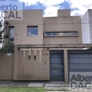Casa -Venta - Manuel B Gonnet - 3 dormitorios