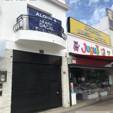 Local en Alquiler en 13/35 y 36 La Plata - Alberto Dacal Propiedades
