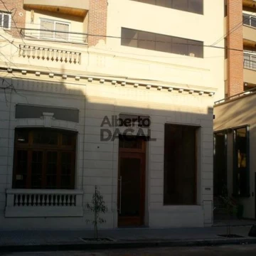 Local en Venta en 9/45 y 46 La Plata - Alberto Dacal Propiedades