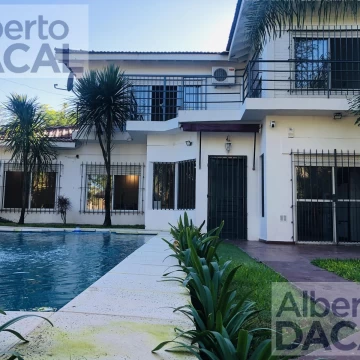 Casa en Venta en 414bis/148 Arturo Segui - Alberto Dacal Propiedades