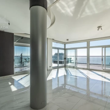Departamento en Venta de 4 Ambientes Edificio La Palmera Olivos