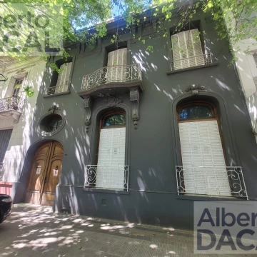 Casa en Alquiler en 51/3 y 4 La Plata - Alberto Dacal Propiedades
