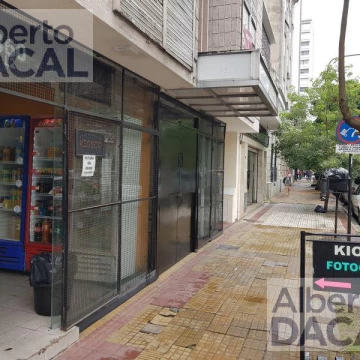 Local en Venta en 48/12 y 13 La Plata - Alberto Dacal Propiedades