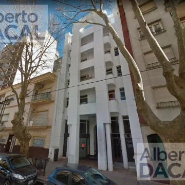 Local en 54/4 y 5 La Plata - Alberto Dacal Propiedades