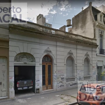 Casa en 49/9 y 10 La Plata - Alberto Dacal Propiedades