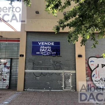 Local en Venta en 13b/473 y 473bis City Bell - Alberto Dacal Propiedades