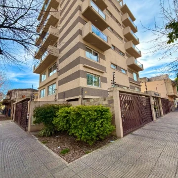 Alvear 900