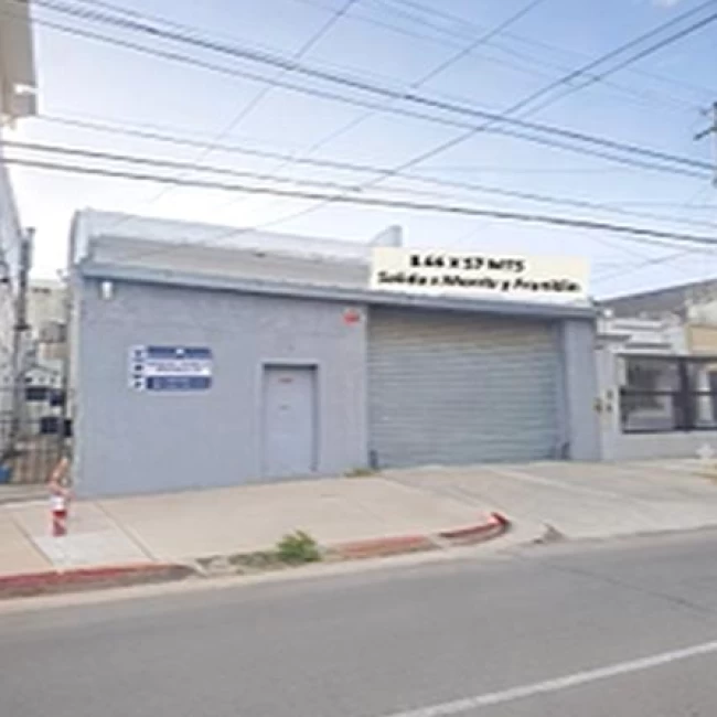 DEPÓSITO 790 M² CON SALIDA A DOS CALLES – VILLA MARTELLI