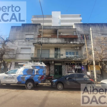 Departamento 3 dormitorios al Frente