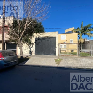 Galpón en  Venta