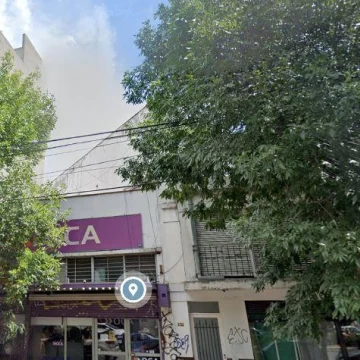 Local con salida a dos calles