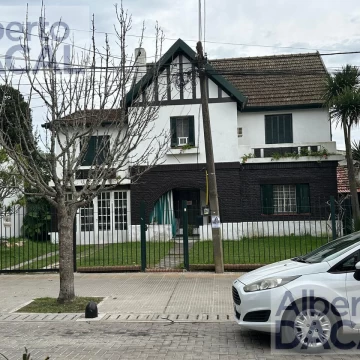 473 e/ Camino Centenario y 13A - Venta - City Bell