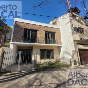 Casa en  La Plata