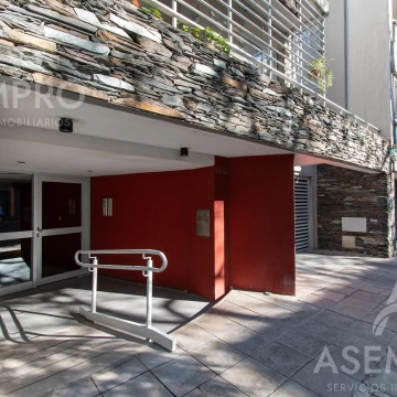 Departamento 2 ambientes en alquiler con balcón