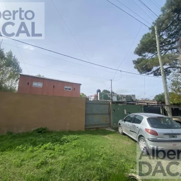 Dos Casas en un mismo  lote entre caminos