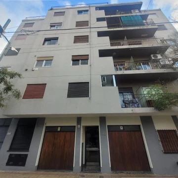 Departamento 2 dorm a mts de pza paso y trubunales