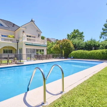 Venta Casa 6 ambientes Club de Campo Hacoaj  Tigre Un sólo terreno