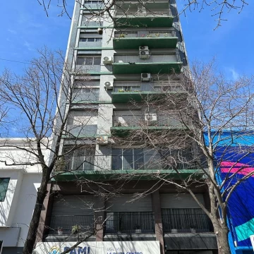 Departamento 51 Nº 664 entre 8 y 9 6to B