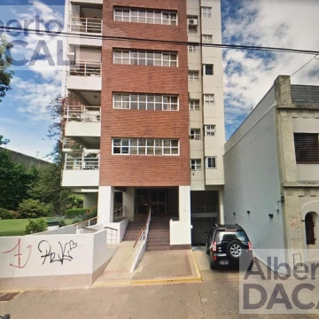 Cochera - Microcentro