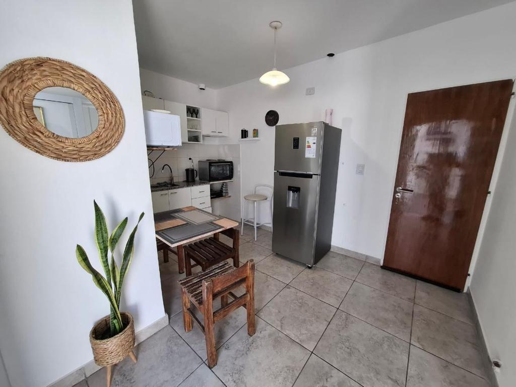 Dpto en Venta - Calle Moyano - Quinta Seccion - 2