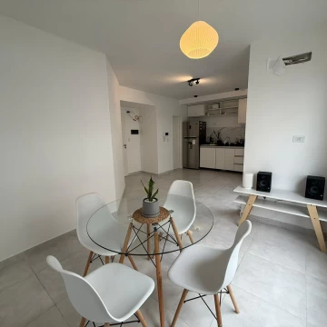 VENTA DEPTO. 2 AMBIENTES A ESTRENAR CON COCHERA EN QUILMES