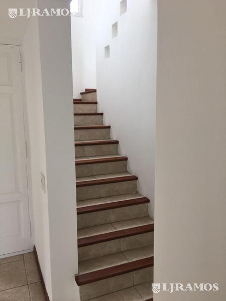 07 - ESCALERA