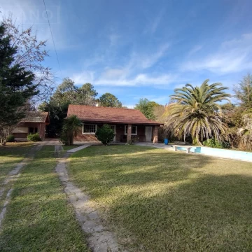 Alquiler. Casa. 3 Ambientes. Lote 1.460 M2. Con Pileta. Parque Sakura. Exaltación de la Cruz