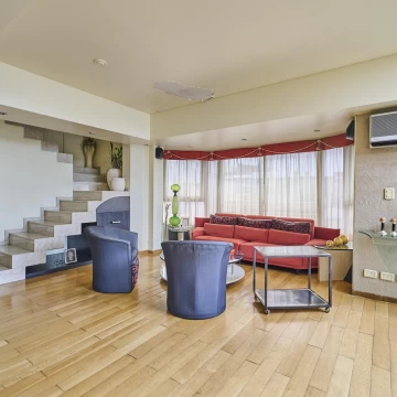 Venta Departamento 4 ambientes en Palermo Las cañitas Dúplex 2 cocheras con Dependencia Apto crédito