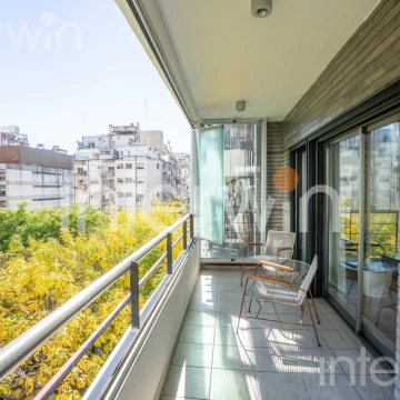 Departamento en Venta - 4 Ambientes - Dependencias - Balcón - Cochera - Baulera - Recoleta