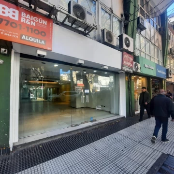 Local en Av. Santa Fe 2375