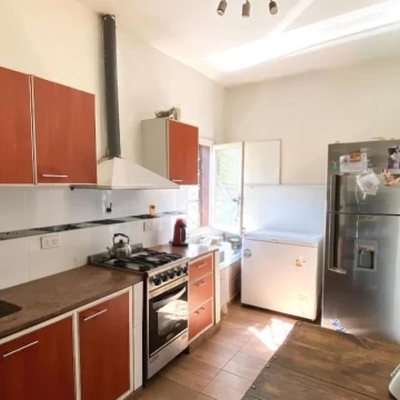 PH en venta con patio - Castelar Sur