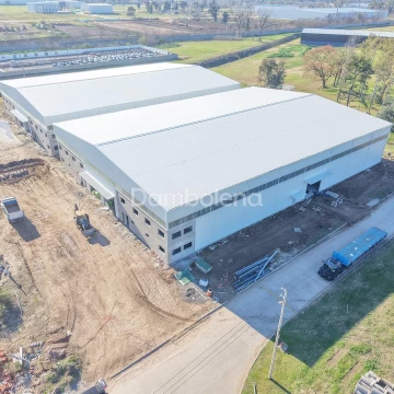 Depósito Venta en 2 de abril 2779 - Entre Acceso Oeste y Ruta 23