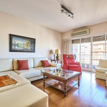 VENTA Departamento 3 ambientes con dependencia - Almagro
