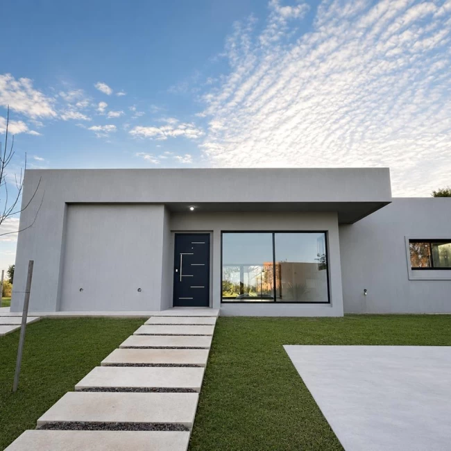Casa a estrenar de 5 amb. en San Sebastian Country Club