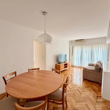 Venta Departamento 4 ambientes en Recoleta, esquina, muy luminoso, refacción premium, con cochera