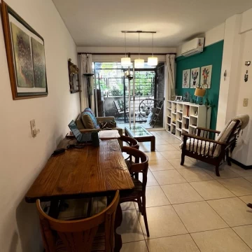 Venta departamento con jardin en Tigre