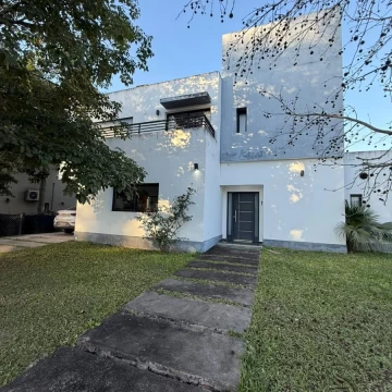 Casa en alquiler COUNTRY LA HERENCIA - LOS NOGALES