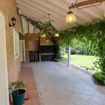 Casa en  Venta en Country San Patricio, Francisco Alvarez