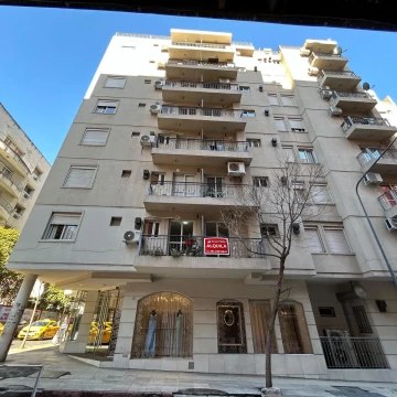 Departamento en Alquiler | 1 Dormitorio | Nueva Cordoba | Frente con Balcón 