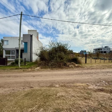 Venta terreno en Villa Rumipal