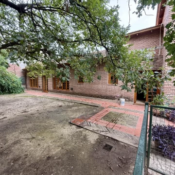 ALQUILER CASA ARGUELLO 4 DORM