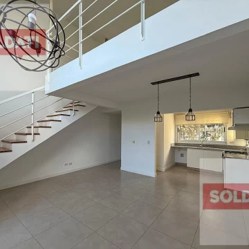 Departamento en alquiler 2 ambientes - duplex con balcon y parrilla en Sendero - Nordelta