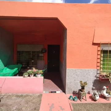 Casa en Merlo multifamiliar 4 amb + monoambiente + galpón