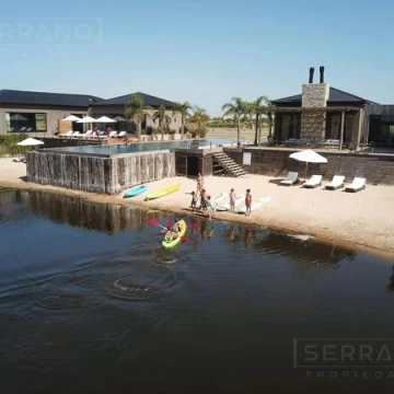 Lote en venta a la laguna