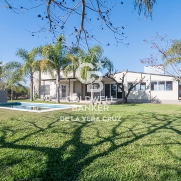 Casa en Villa California - Rincón